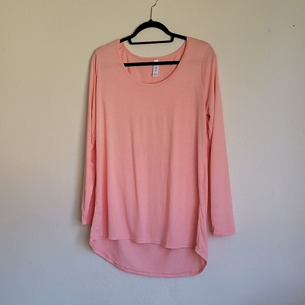 LULAROE tees round neck  size M color coral